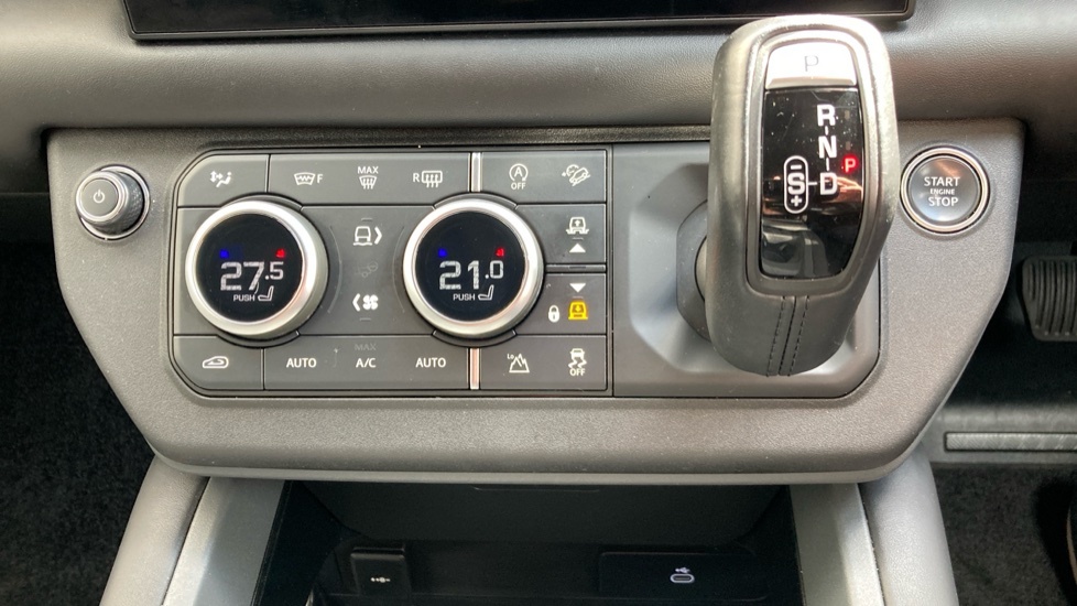 Land Rover Defender 130 D350 3.0 X-dynamic Hse Grey #33