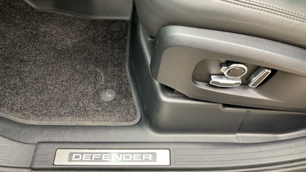 Land Rover Defender 130 D350 3.0 X-dynamic Hse Grey #58