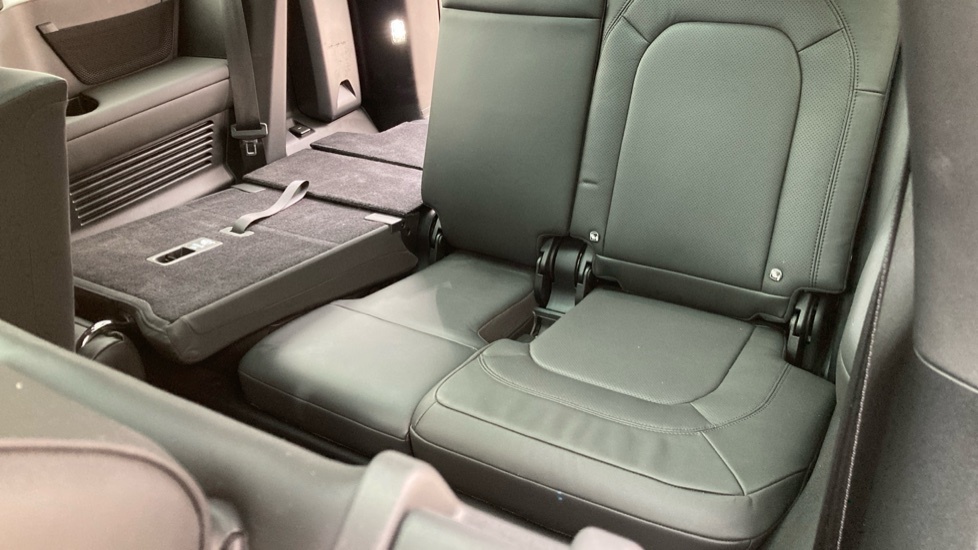 Land Rover Defender 130 D350 3.0 X-dynamic Hse Grey #52