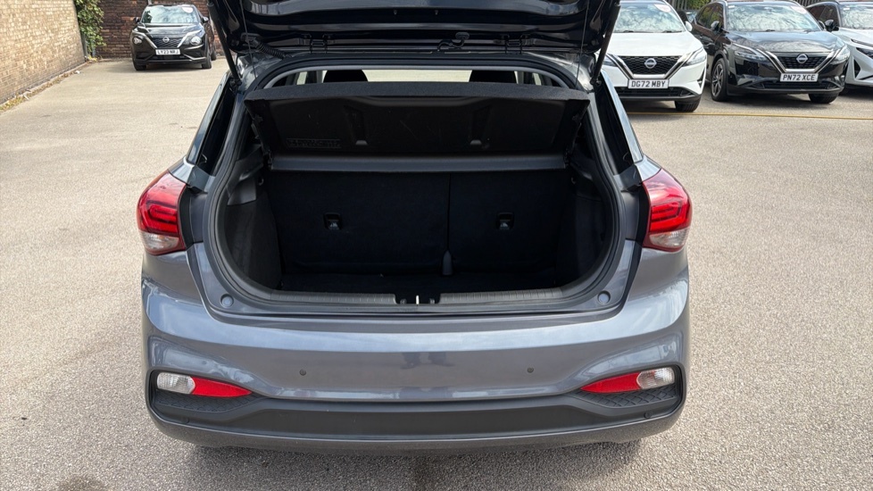 Hyundai I20 Play Grey #4