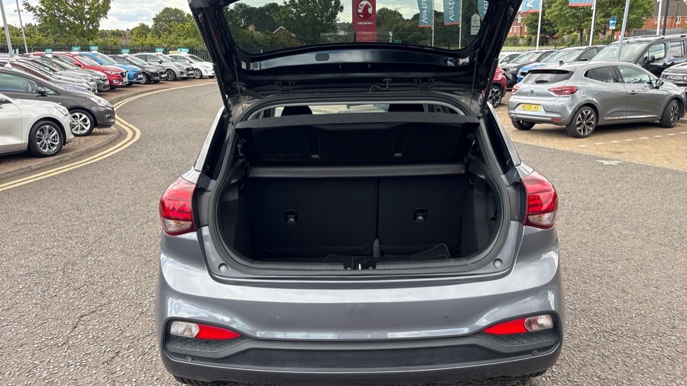 Hyundai I20 Play Grey #4