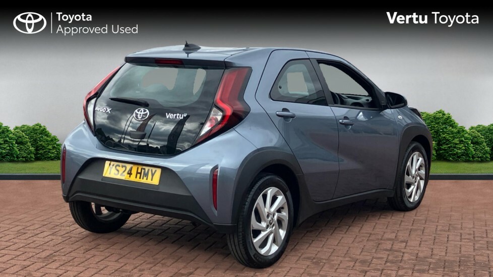 Toyota Aygo X Pure #2