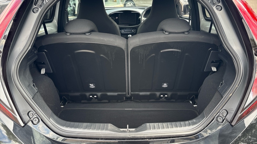 Toyota Aygo X Edge White #4