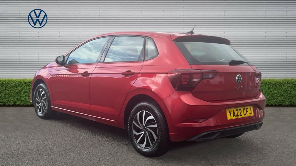 Volkswagen Polo Life Red #3