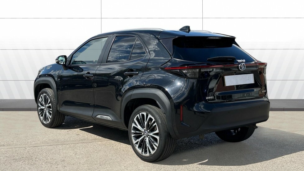 Toyota Yaris Cross Excel Black #2
