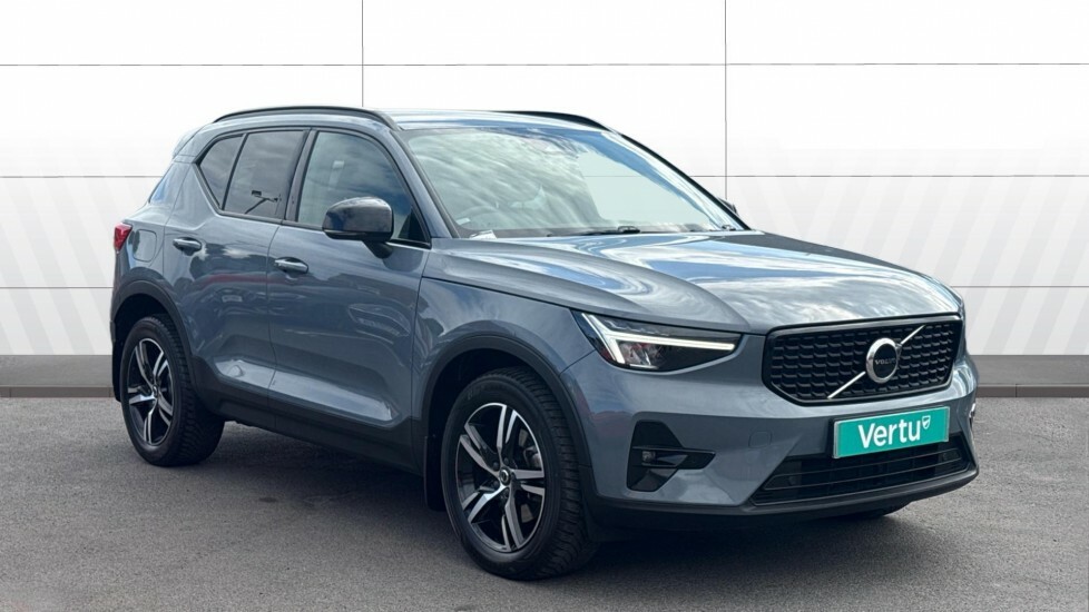 Volvo XC40 Plus Grey