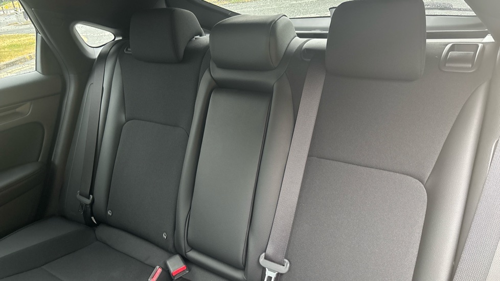 Honda Civic 2.0 I-mmd 184Ps Advance Hybrid Ecvt Red #8
