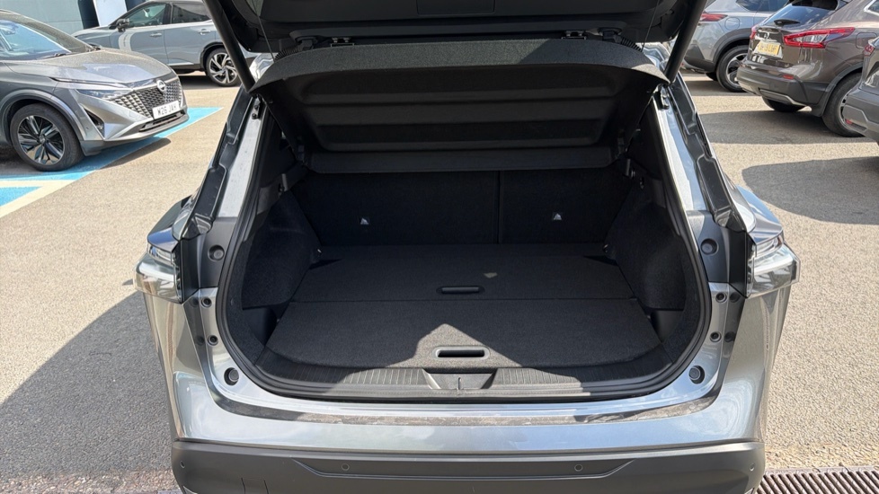 Nissan Qashqai Tekna Grey #4