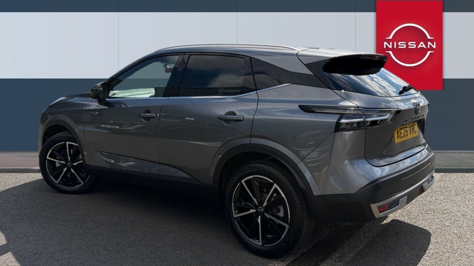 Nissan Qashqai Tekna Grey #2