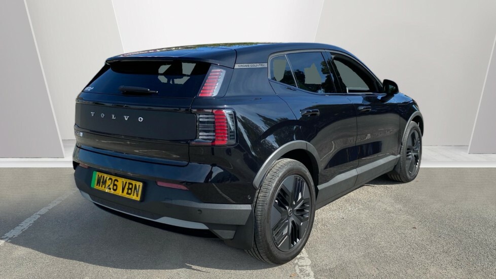 Volvo EX30 Cross Country Cross Country Ultra Black #2