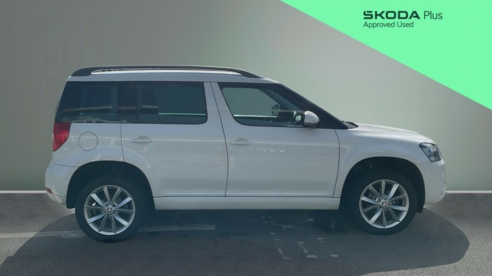 Skoda Yeti Se White #4