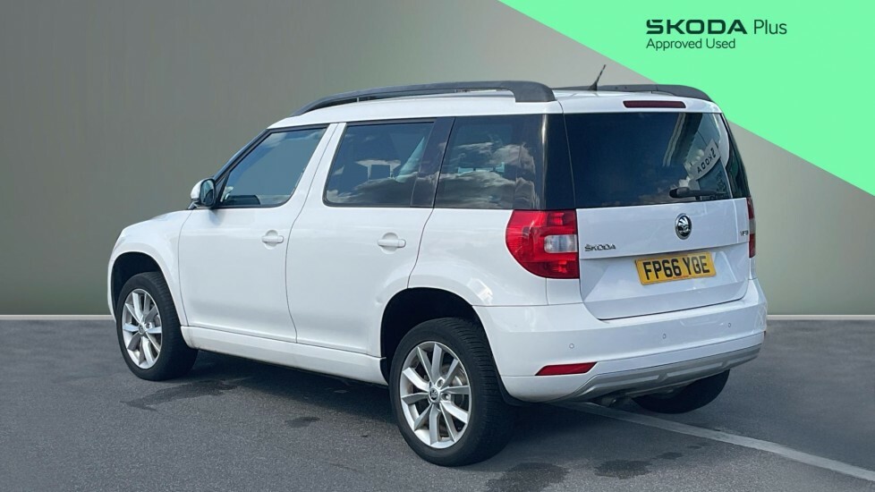 Skoda Yeti Se White #3