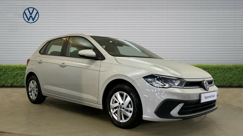 Volkswagen Polo Life Grey