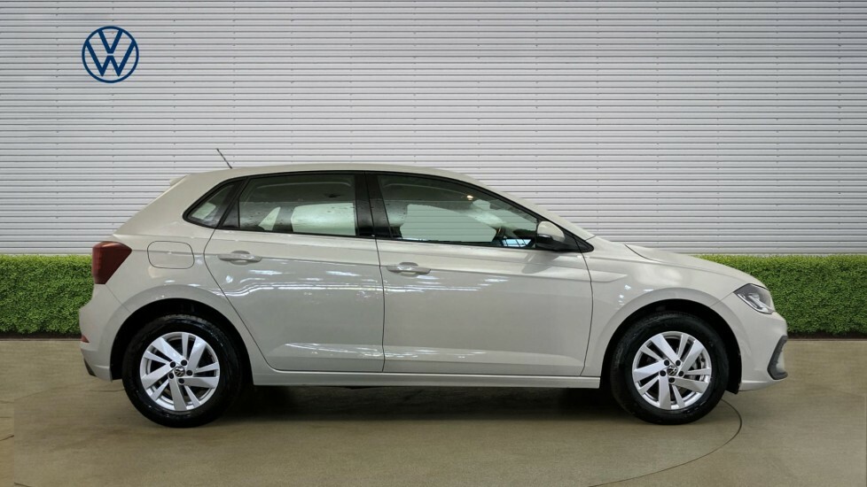 Volkswagen Polo Life Grey #4