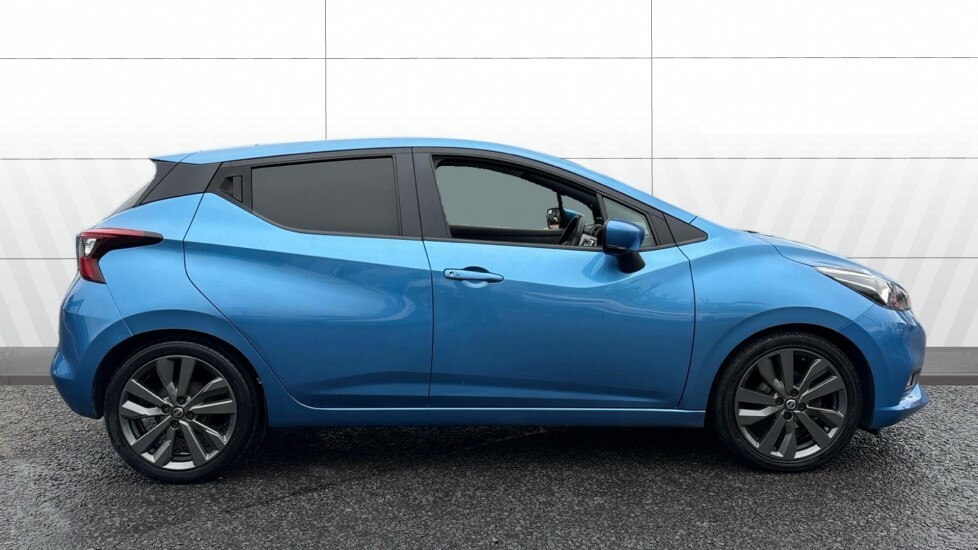 Nissan Micra Tekna Blue #5