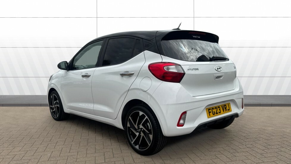 Hyundai I10 Premium White #2