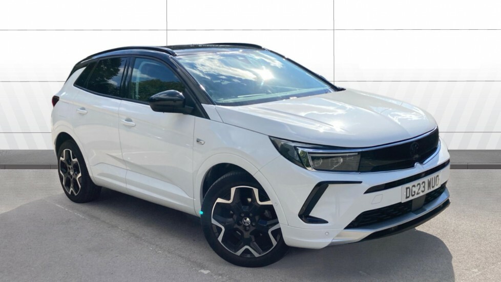 Vauxhall Grandland Ultimate White
