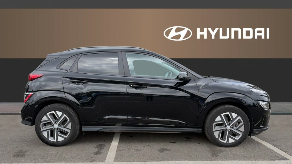 Hyundai Kona Premium Black #5