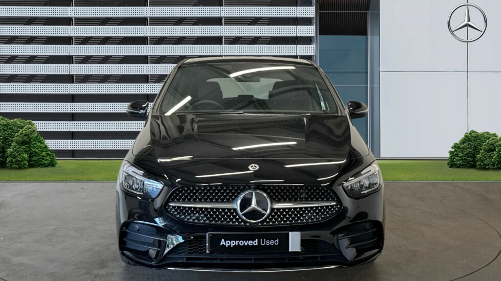 Mercedes-Benz B Class Amg Line Black #3