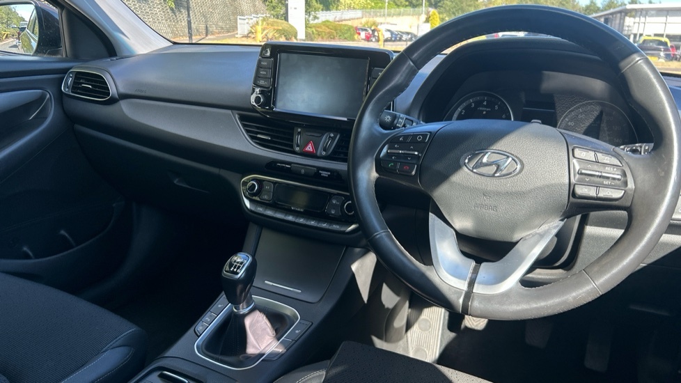 Hyundai I30 1.0T Gdi Se Nav Hatchback Red #11