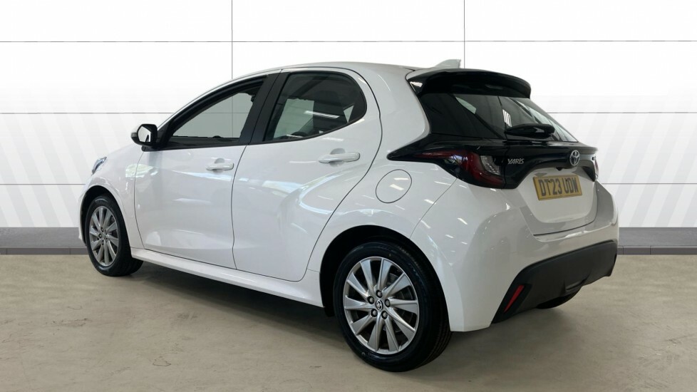 Toyota Yaris Icon DT23UDW White #2