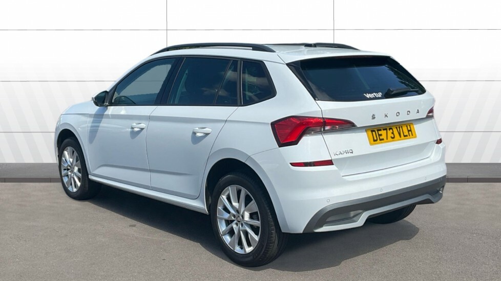 Skoda Kamiq Se Drive White #2
