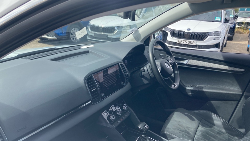 Skoda Karoq Se L White #2