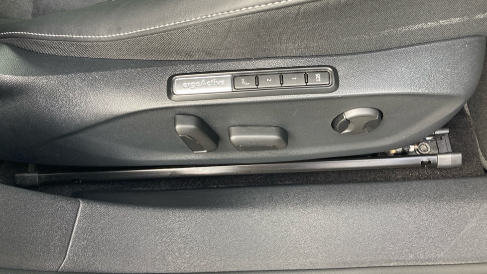 Volkswagen ID.7 210Kw Match Pro 77Kwh Grey #26