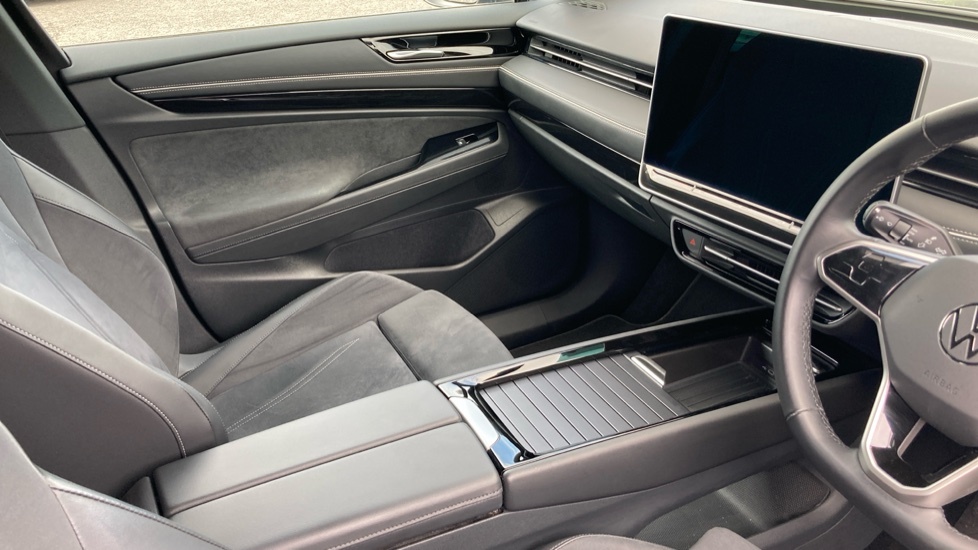 Volkswagen ID.7 210Kw Match Pro 77Kwh Grey #14