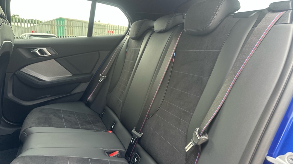 BMW 1 Series 120 M Sport Step 2025 White #12