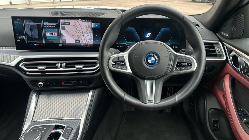 BMW i4 M Sport White #5