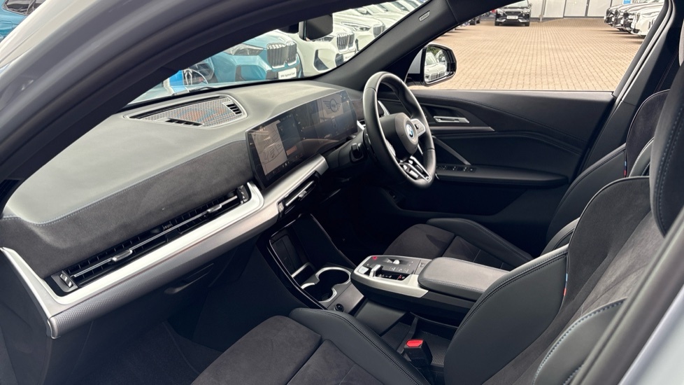 BMW iX2 230Kw Xdrive30 M Sport 65Kwh Techpro Black #7