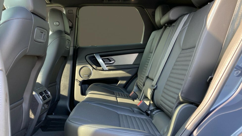 Land Rover Discovery Sport Landmark Blue #4