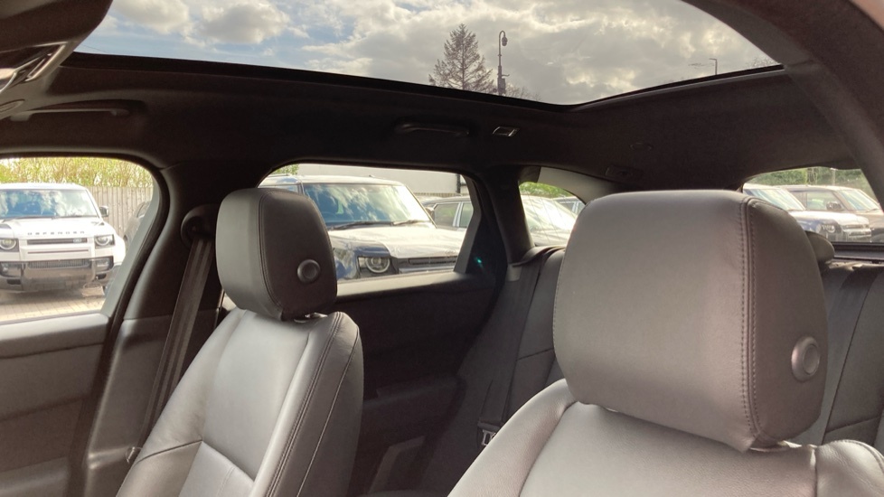 Land Rover Range Rover Velar 2.0 P400e Dynamic Se Estate Grey #42