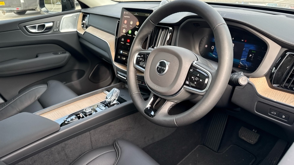 Volvo XC60 Ultra Grey #4