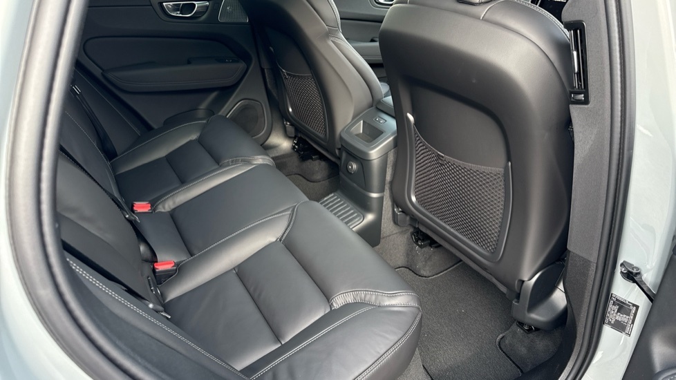 Volvo XC60 Ultra Grey #6