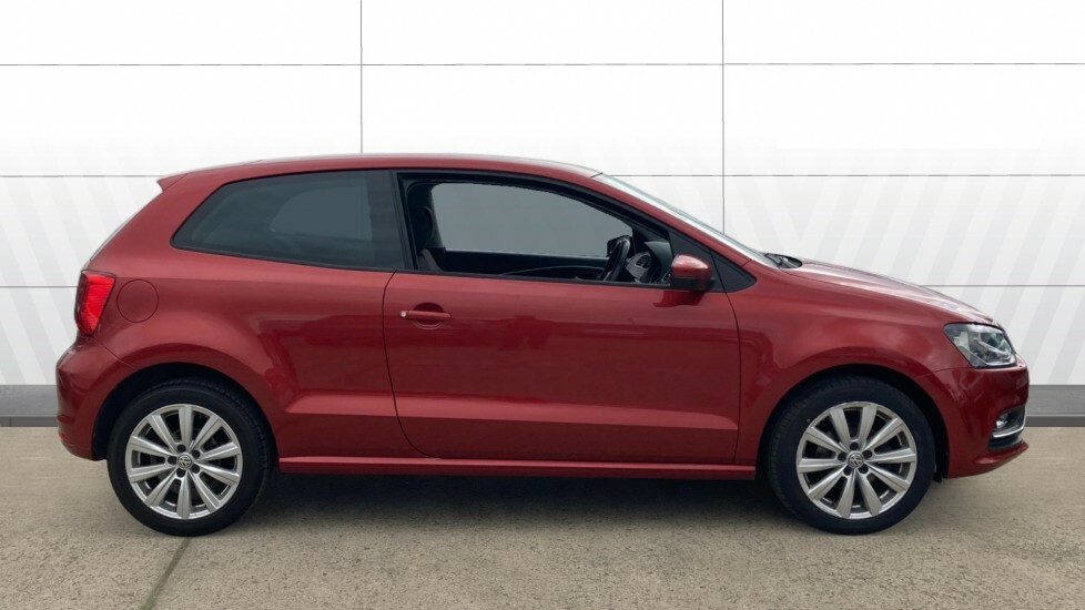 Volkswagen Polo Match Red #5