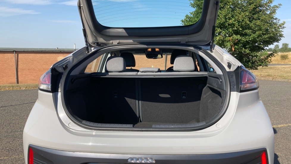 Hyundai Ioniq Premium Grey #4