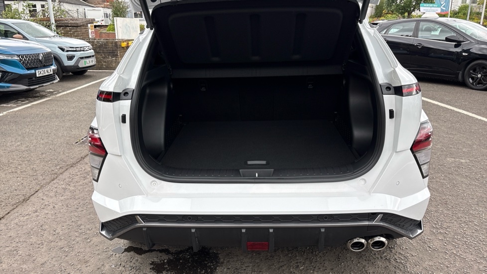 Hyundai Kona N Line White #4