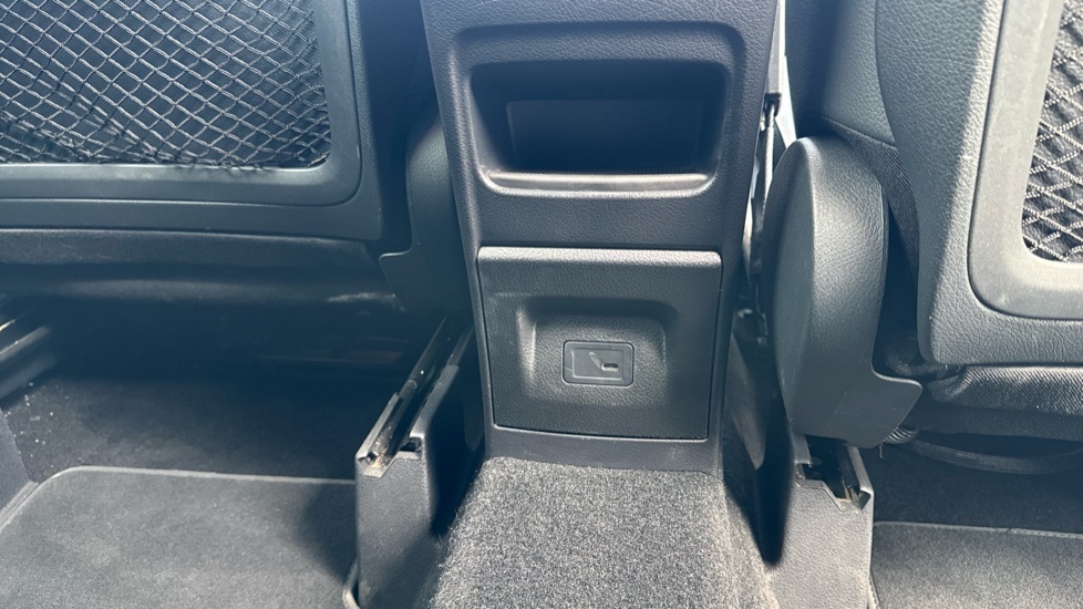 Mercedes-Benz B Class 200 Sport Executive Mhe Black #28
