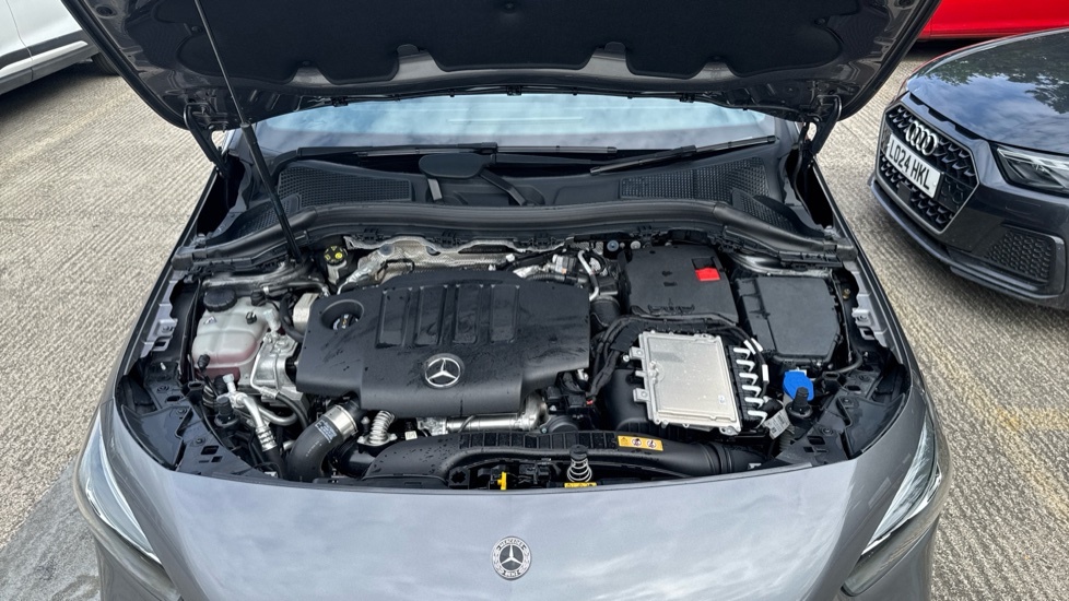 Mercedes-Benz B Class 200 Sport Executive Mhe Black #8