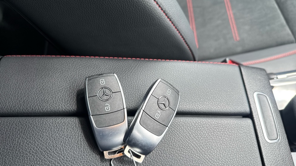 Mercedes-Benz B Class 200 Sport Executive Mhe Black #20