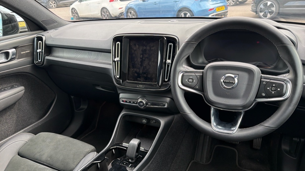 Volvo C40 Ultimate Blue #4