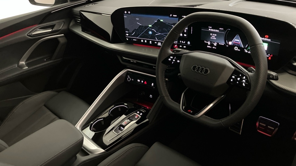 Audi Q5 S Line Black #6