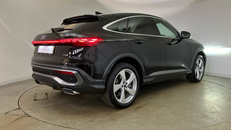 Audi Q5 2.0 Tdi Quattro Edition 1 S Tronic Sv Black #36