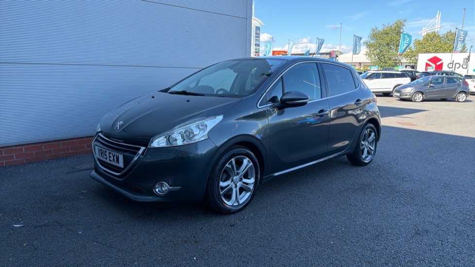 Peugeot 208 208 Style Black #20