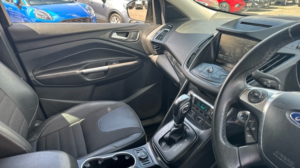 Ford Kuga 2.0 Tdci Titanium 2Wd Euro 6 Ss 2016 Black #14