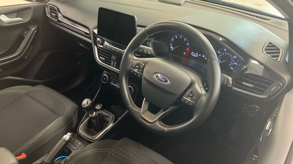Ford Fiesta Fiesta Vignale T White #10