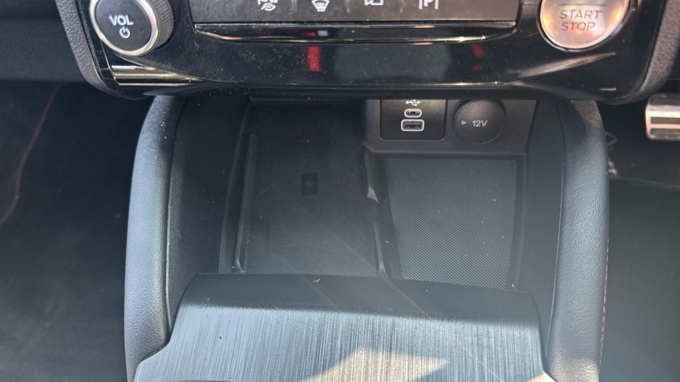 Ford Kuga 2.5 Duratec 14.4Kwh St Line X Suv Plug Black #34