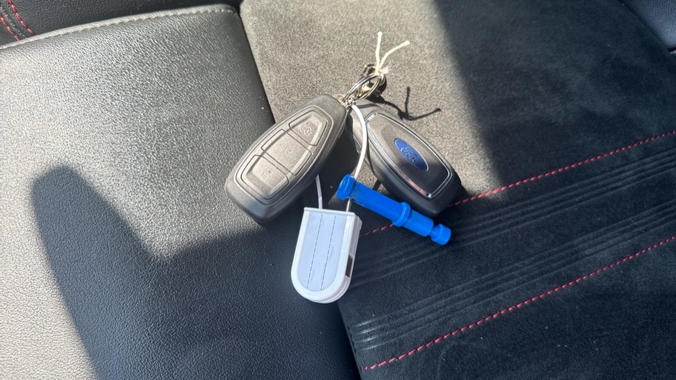 Ford Kuga 2.5 Duratec 14.4Kwh St Line X Suv Plug Black #20